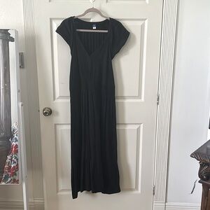 2X Waist-Defined Flutter-Sleeve Smocked Midi Dress